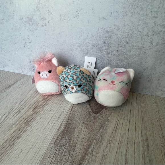 Blind Bag Squishville Mini Squishmallows! Unicorn Cat, Blue Leopard, Pegasus! - Picture 6 of 8